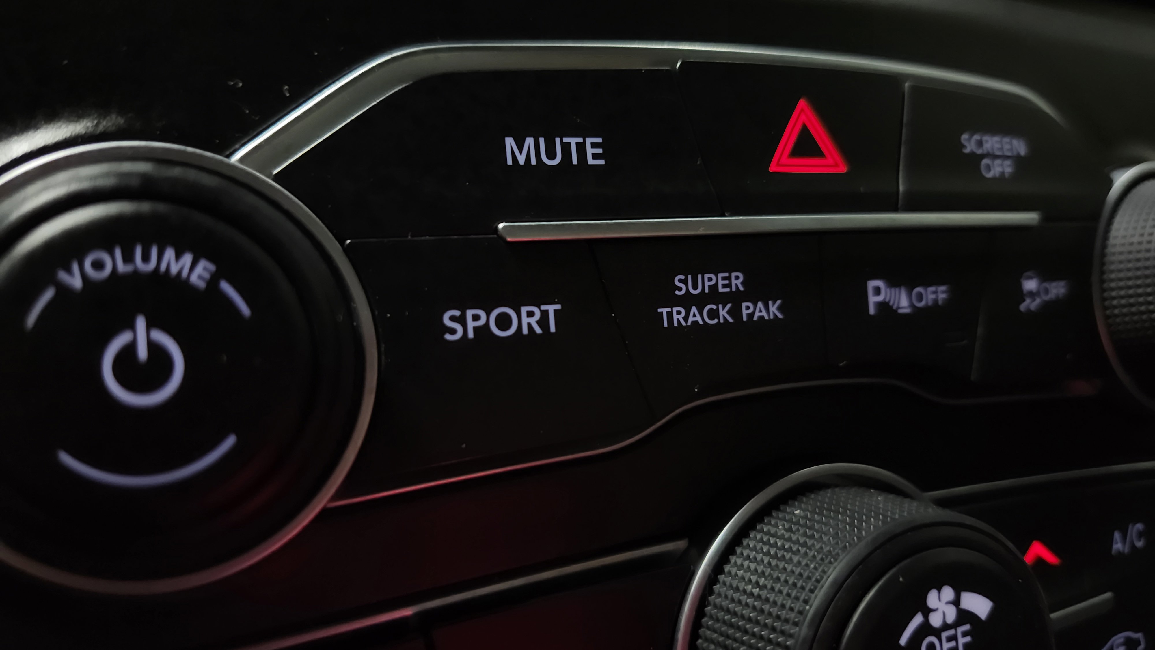 Used 2022 Dodge Charger R/T image 33