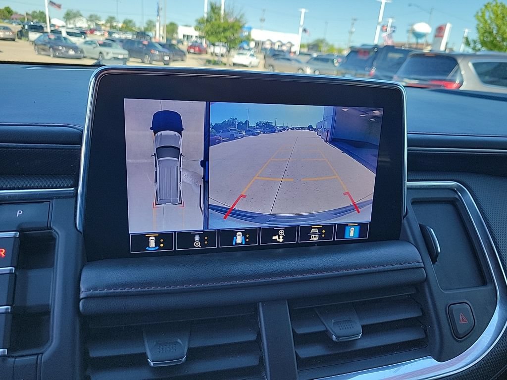 Used 2021 Chevrolet Suburban RST w/ Luxury Package AWD/4WD image 32