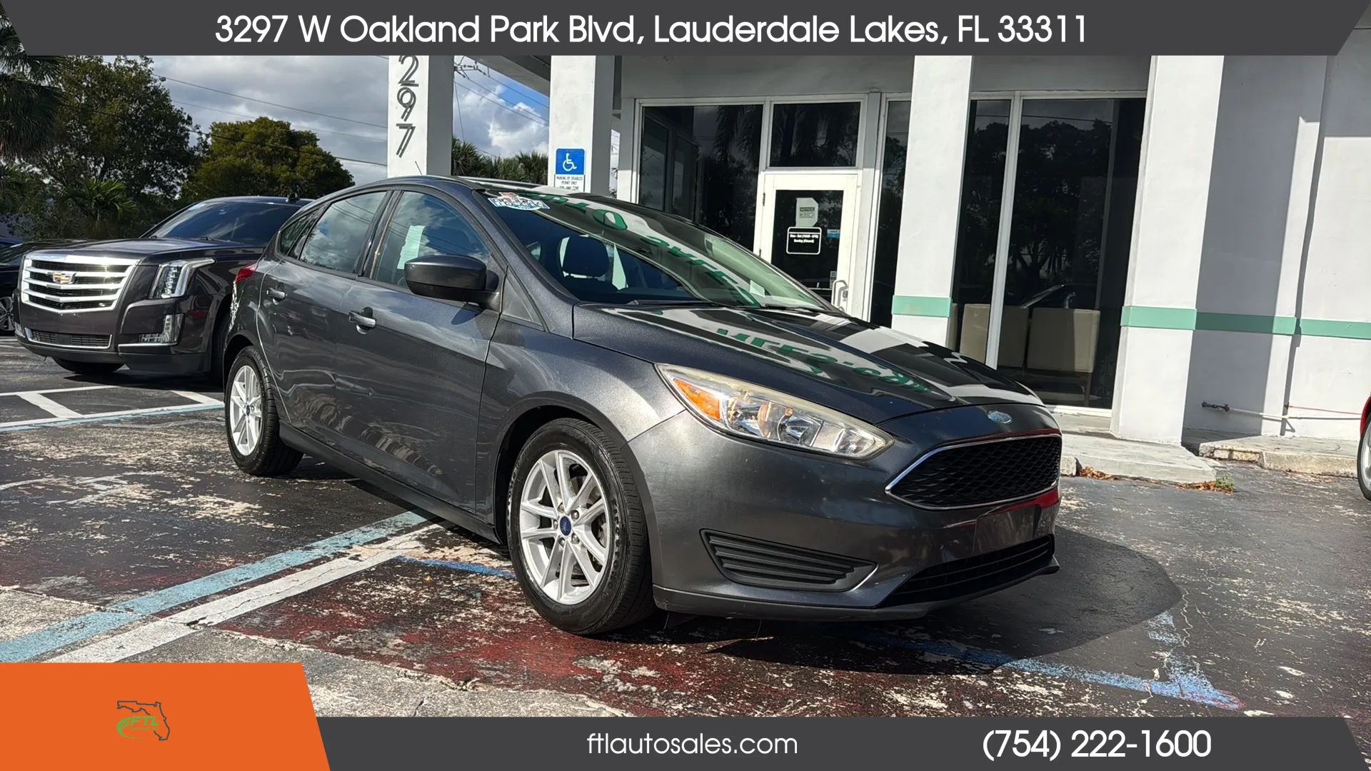 Used 2018 Ford Focus SE FWD image 3