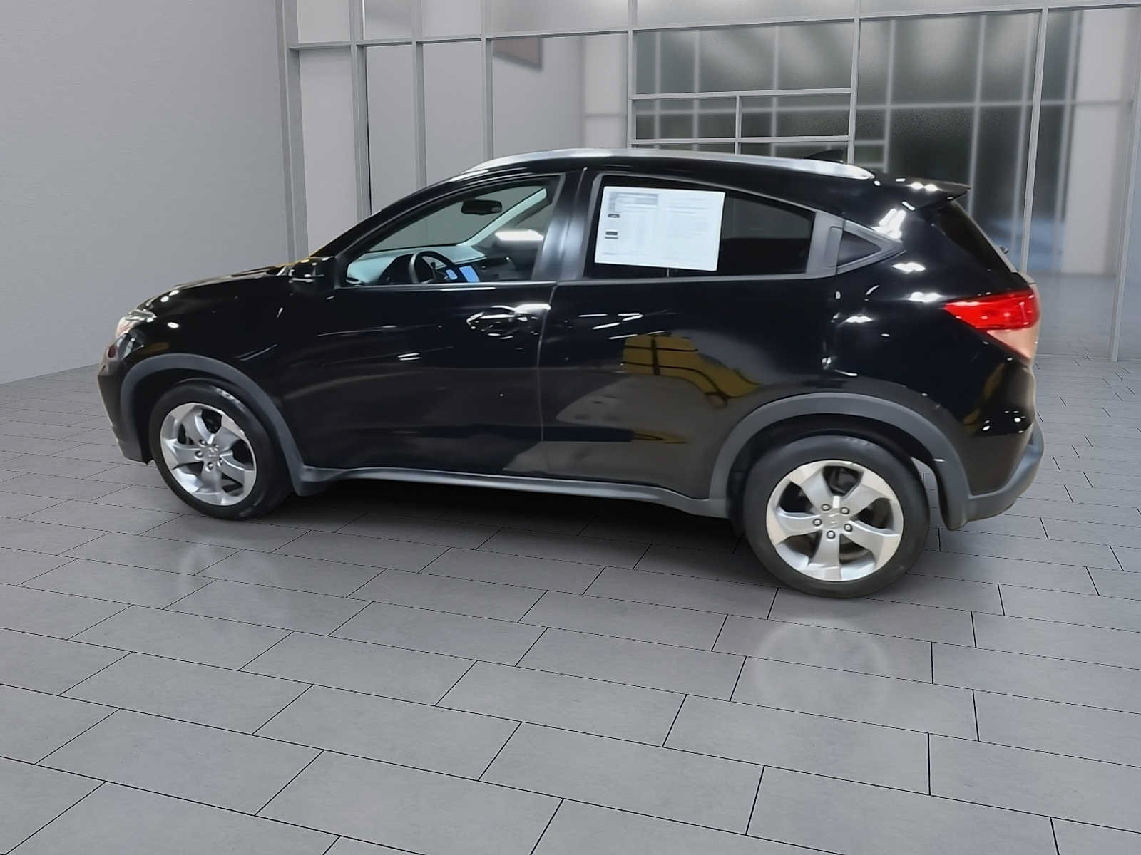 Used 2017 Honda HR-V EX-L image 6