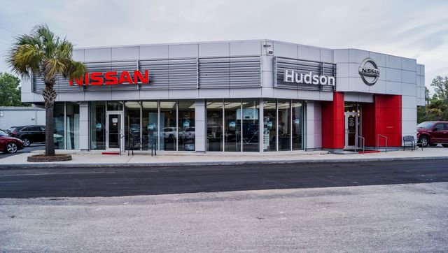 Used 2019 Nissan Pathfinder SV FWD image 4