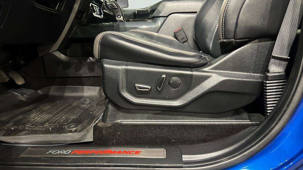 Used 2017 Ford F150 Raptor w/ Equipment Group 801A Mid image 20