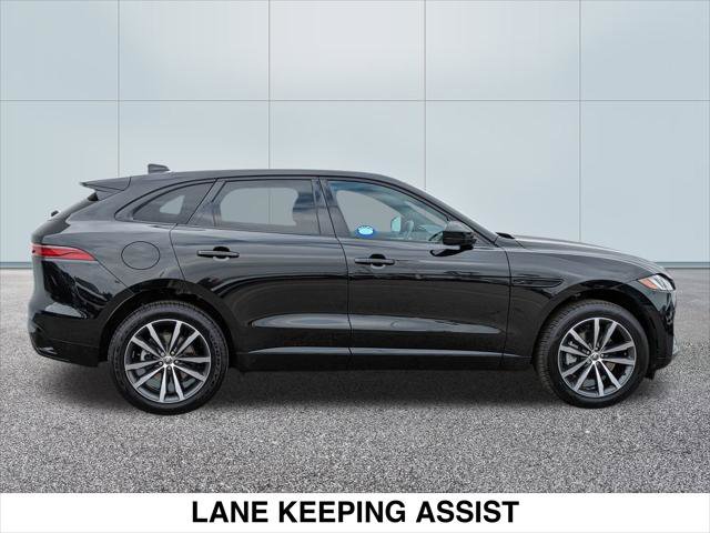 Used 2024 Jaguar F-PACE R-Dynamic S image 6