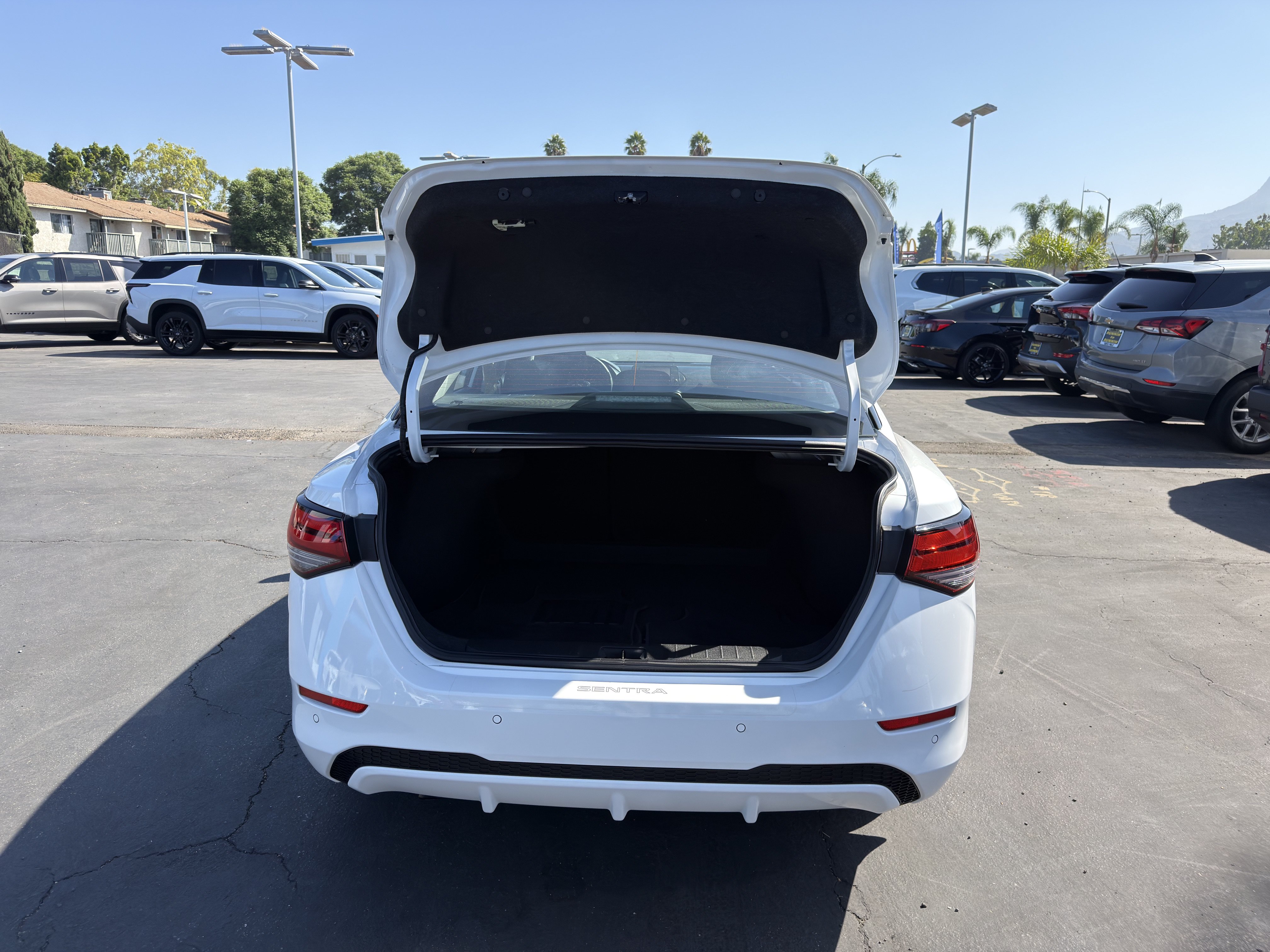 Used 2025 Nissan Sentra S FWD image 13