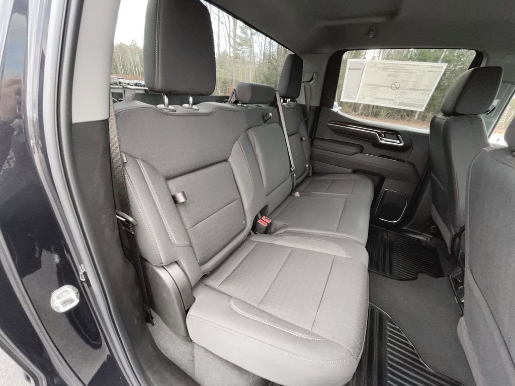 New 2026 GMC Sierra 1500 Elevation image 32