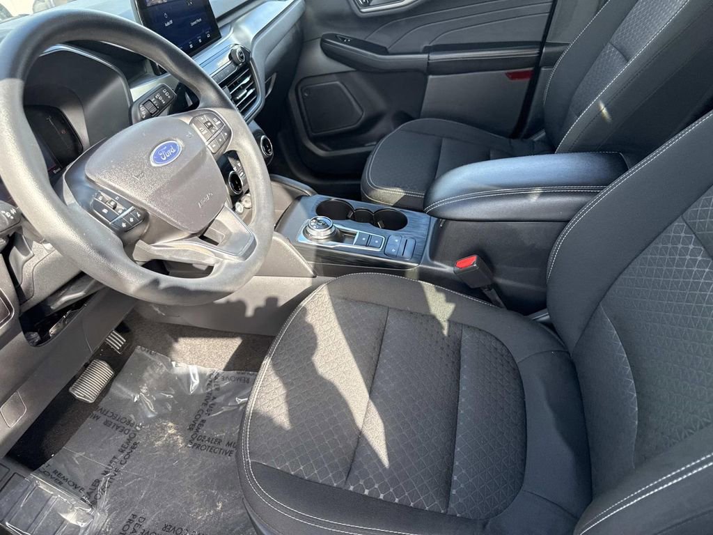 Used 2025 Ford Escape Active image 21