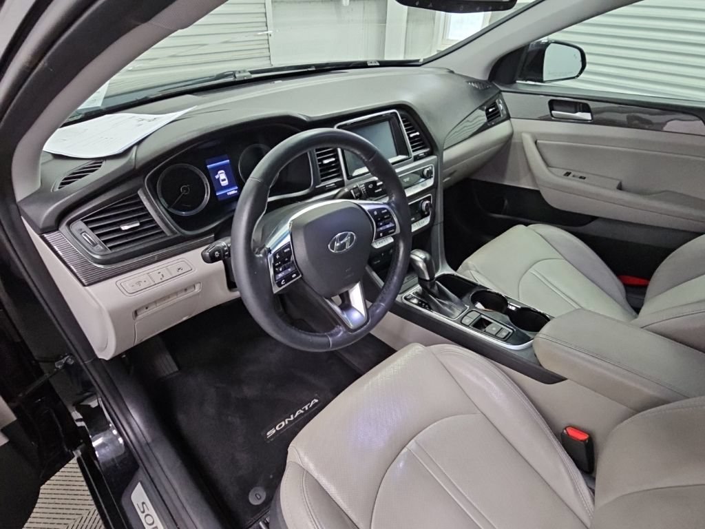 Used 2018 Hyundai Sonata Limited FWD image 12