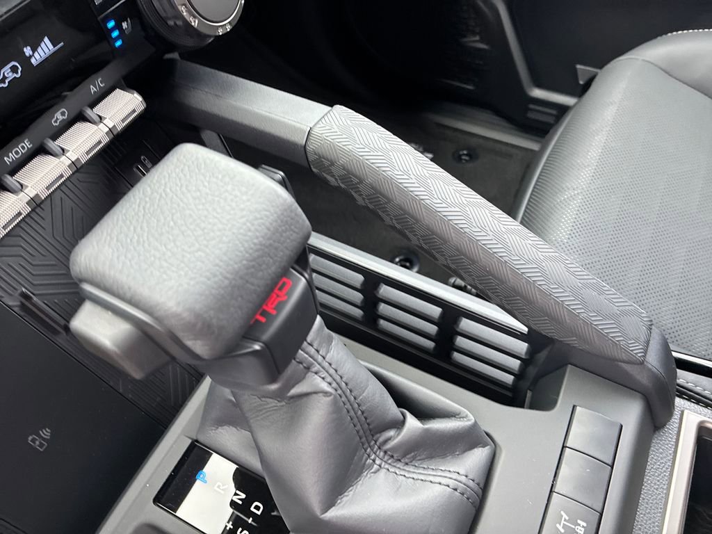 New 2026 Toyota 4Runner TRD Off-Road Premium AWD/4WD image 28