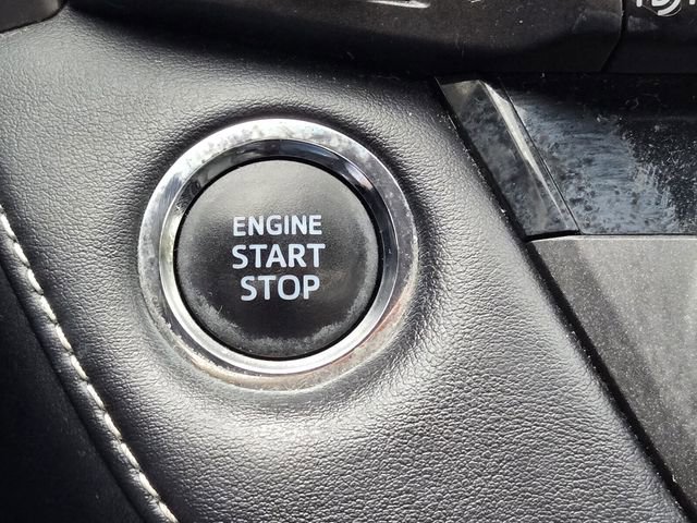 Used 2018 Toyota RAV4 XLE FWD image 23