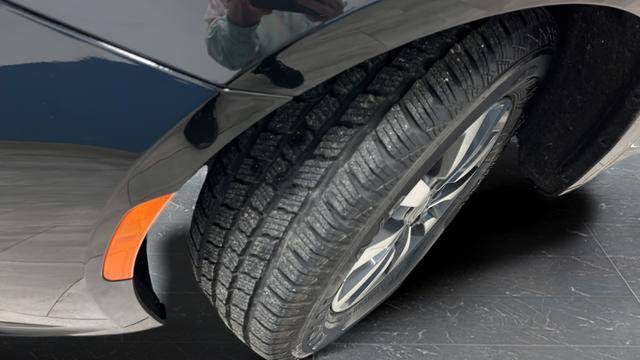 Used 2022 Chrysler Pacifica Touring-L FWD image 38
