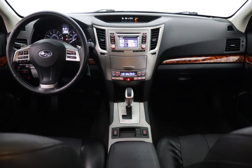 Used 2012 Subaru Outback 2.5i Limited w/ Moonroof Pkg AWD/4WD image 17
