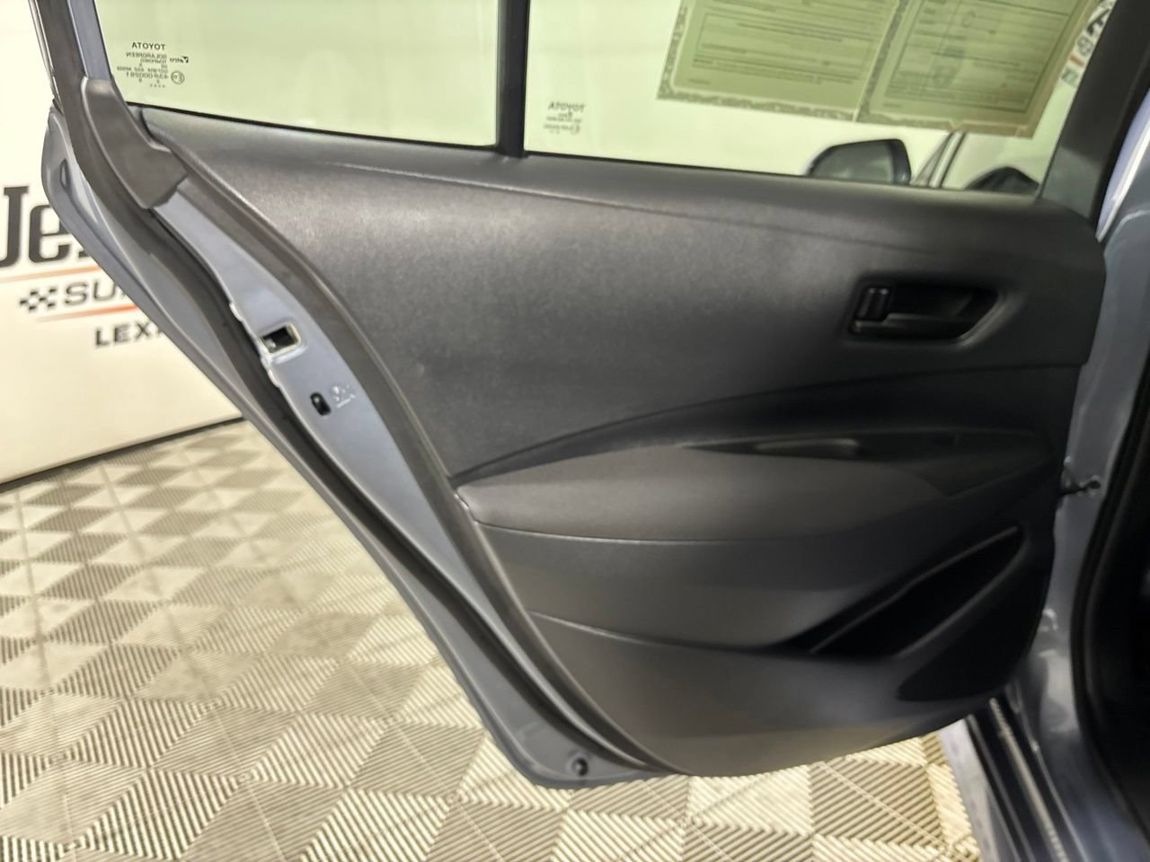 Used 2026 Toyota Corolla LE FWD image 22