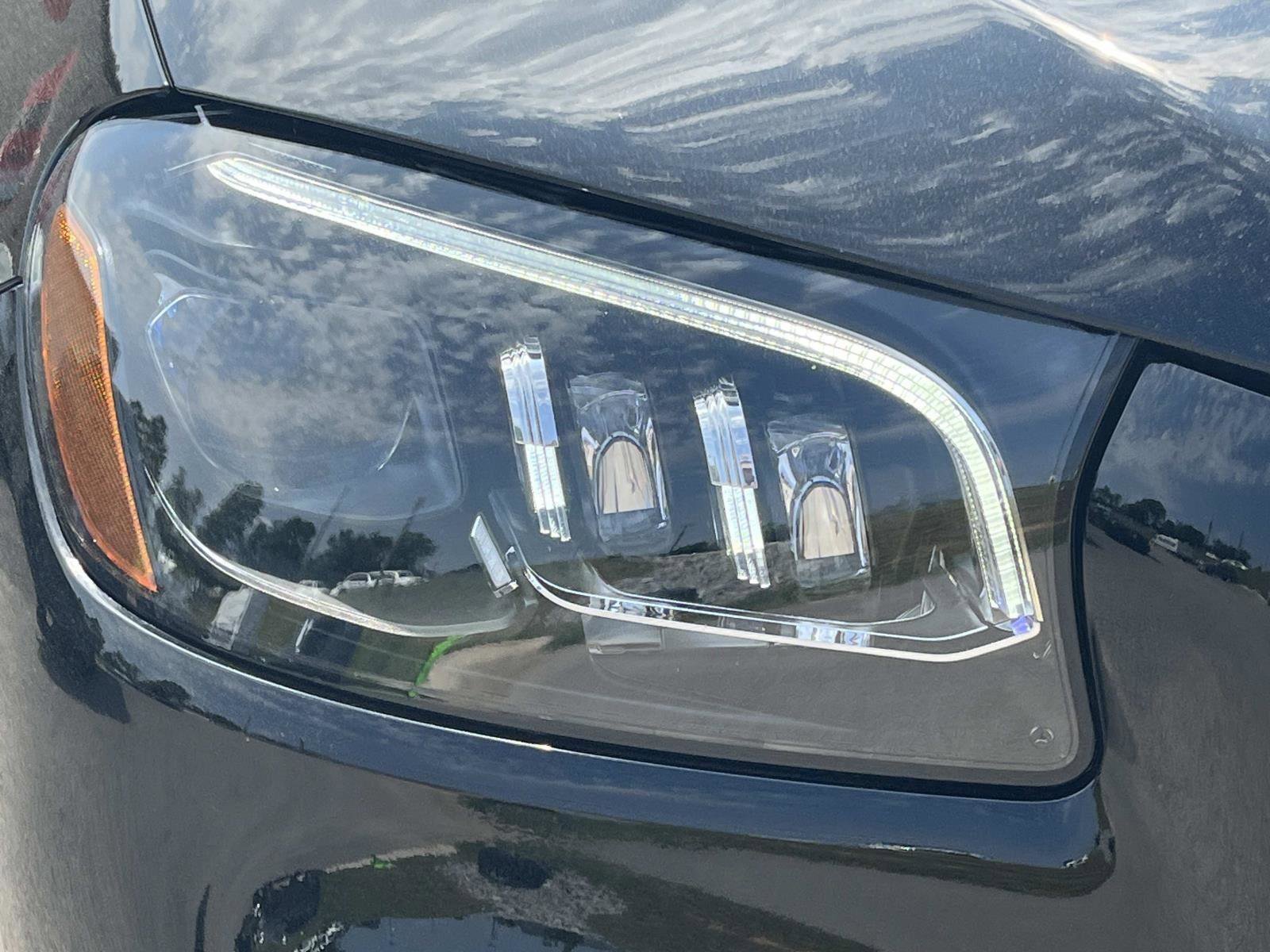 Certified 2023 Mercedes-Benz GLS 450 4MATIC image 10