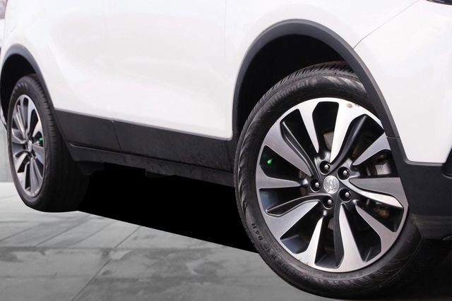 Used 2022 Buick Encore Preferred w/ Safety Package image 3