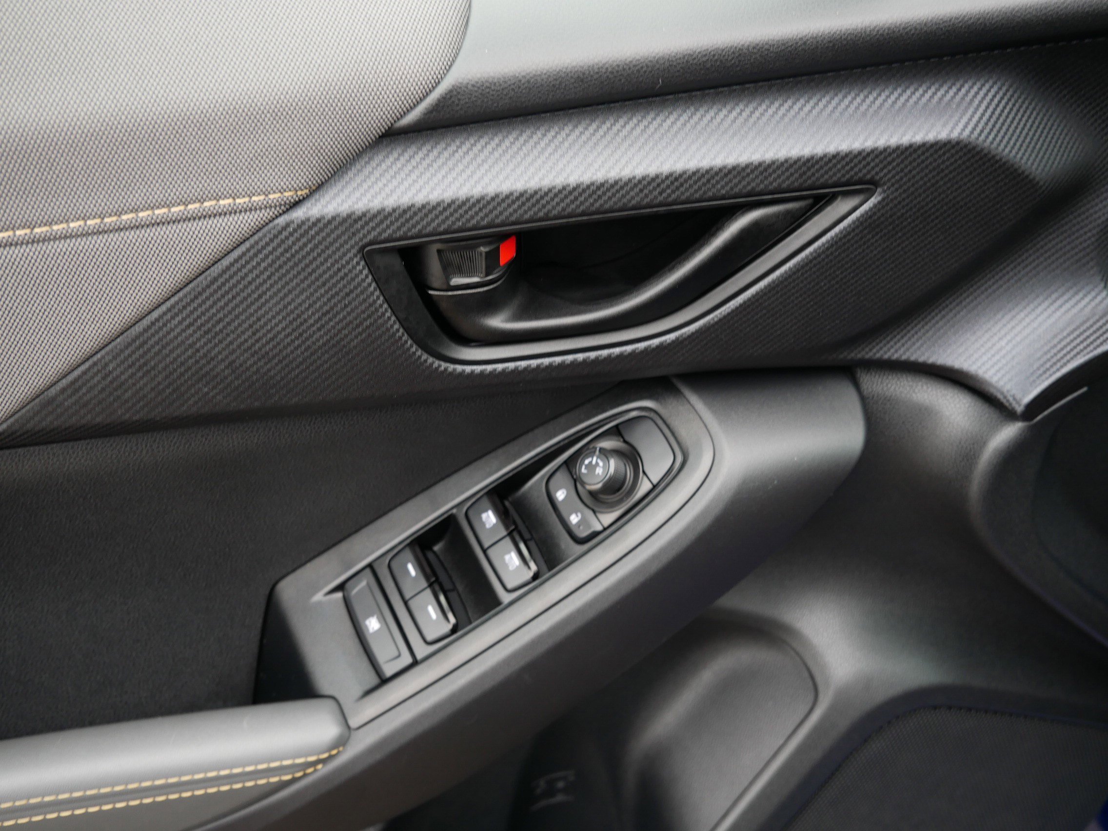 Used 2025 Subaru Crosstrek 2.5i Sport w/ Crosstrek Mirror Package image 20