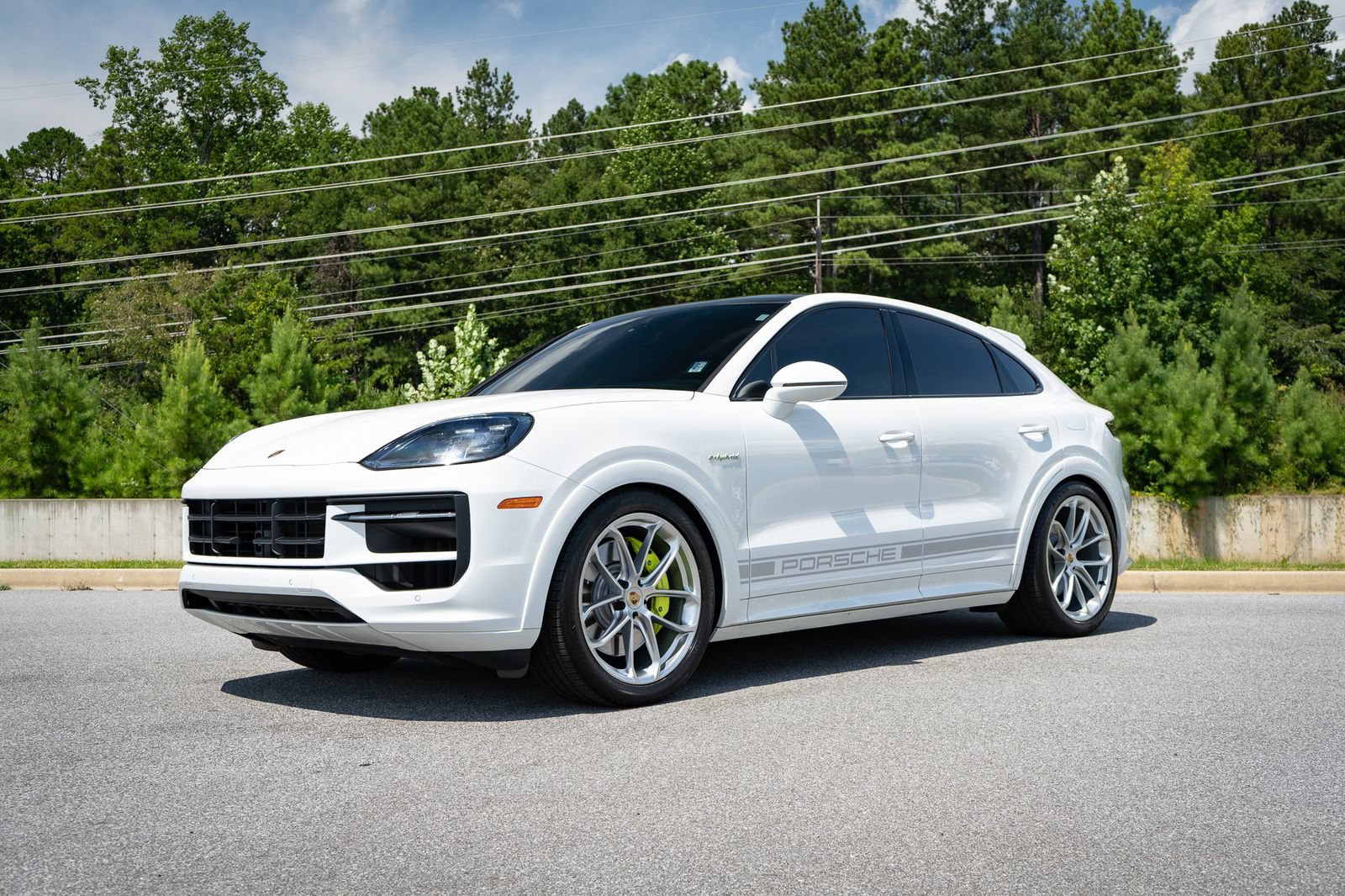 Used 2024 Porsche Cayenne S AWD/4WD image 10