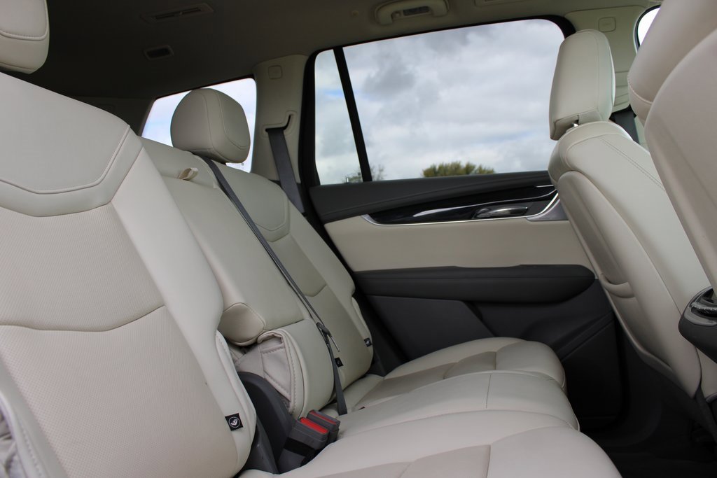 Used 2023 Cadillac XT6 Premium Luxury image 26