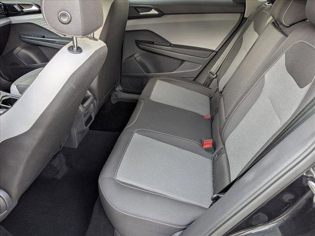 Used 2023 Volkswagen Taos S FWD image 18