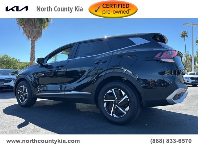 Certified 2025 Kia Sportage LX image 4