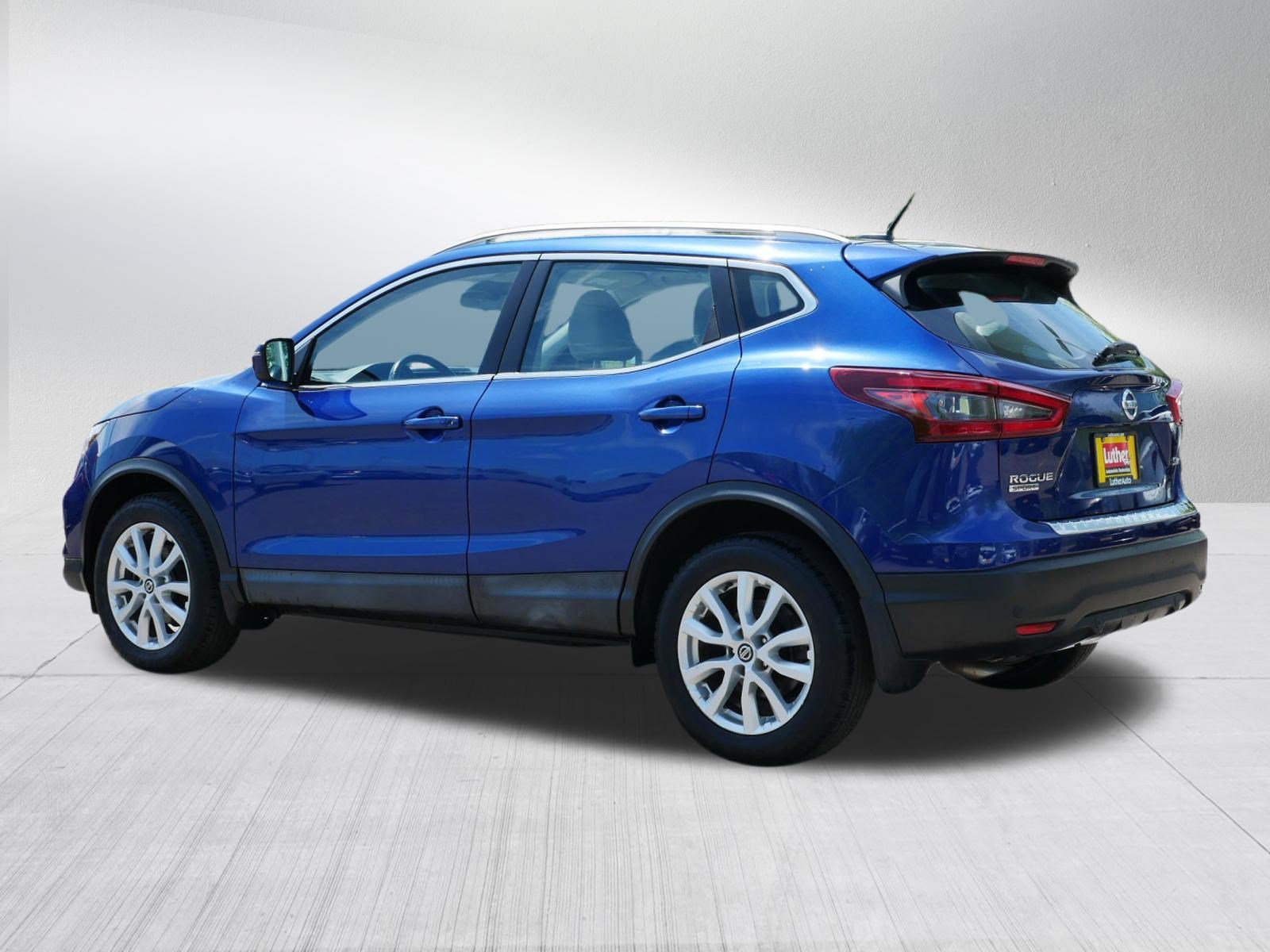 Used 2020 Nissan Rogue Sport SV w/ All-Weather Package AWD/4WD image 5