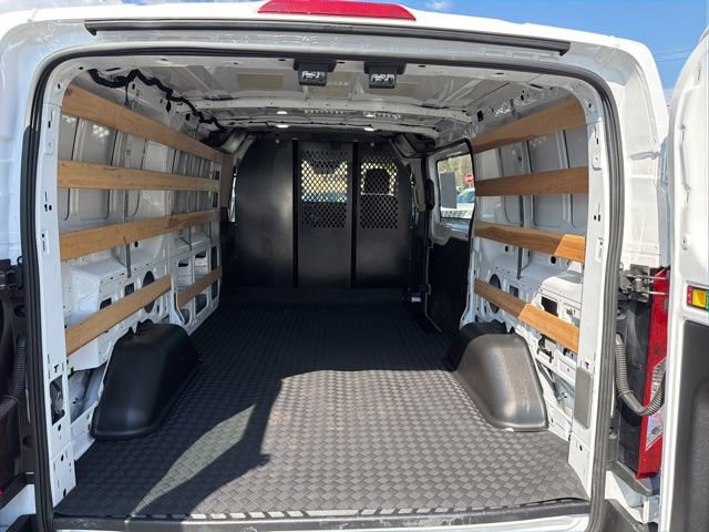 Used 2024 Ford Transit 250 Low Roof w/ Exterior Upgrade Package RWD image 18