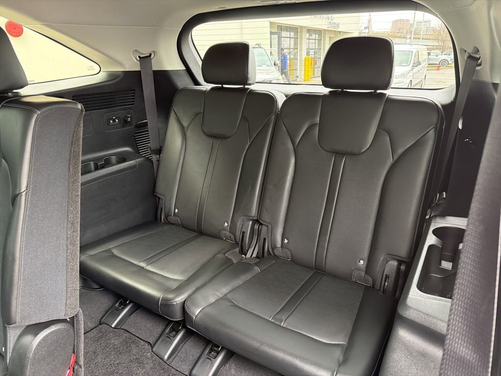 Used 2025 Kia Sorento S image 20