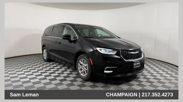 Used 2024 Chrysler Pacifica Touring-L