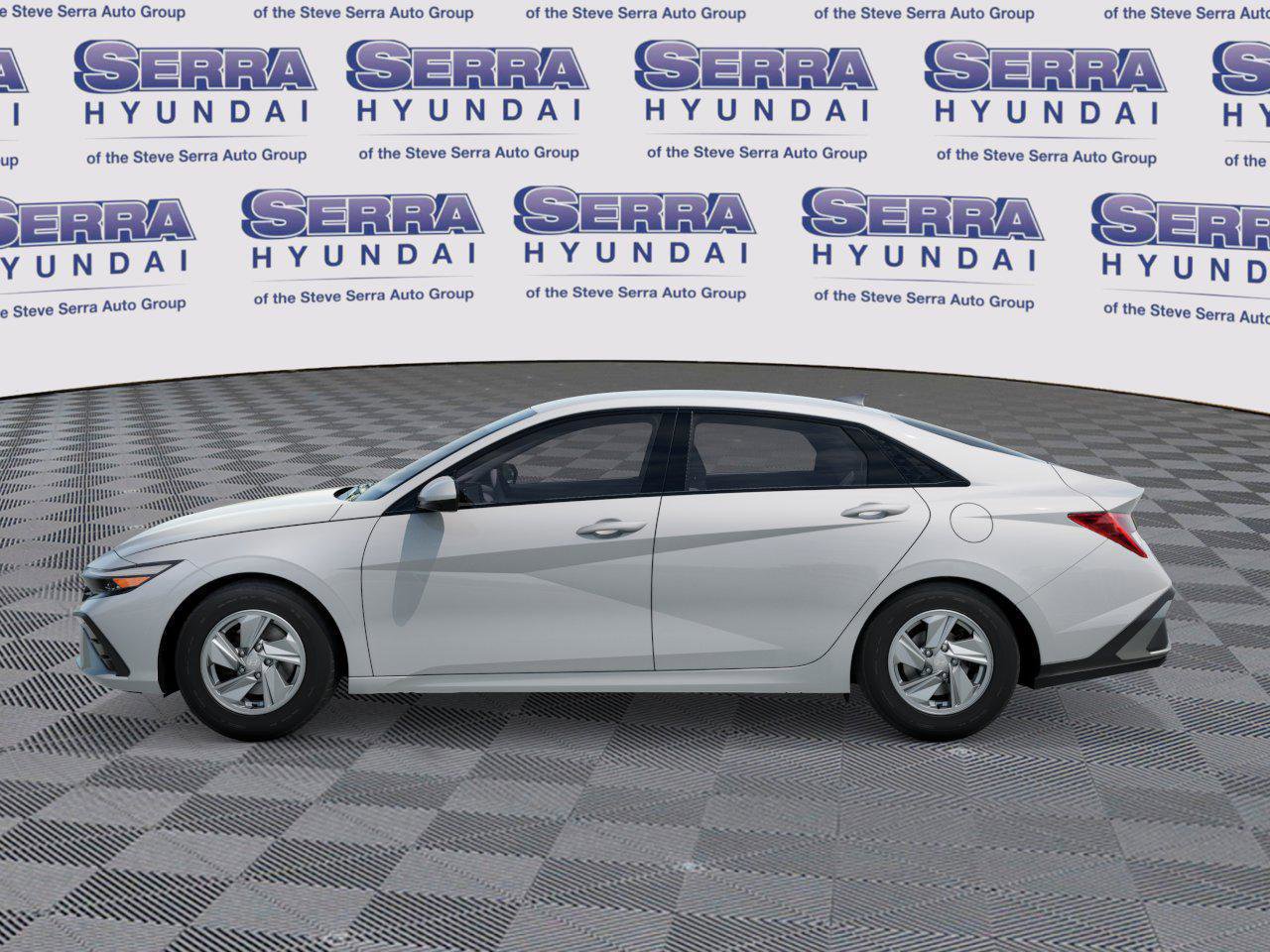 New 2026 Hyundai Elantra SE image 3
