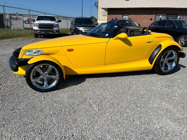 Used 2002 Chrysler Prowler image 1