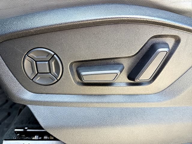 Used 2020 Audi Q8 Premium w/ Black Optic Package AWD/4WD image 17