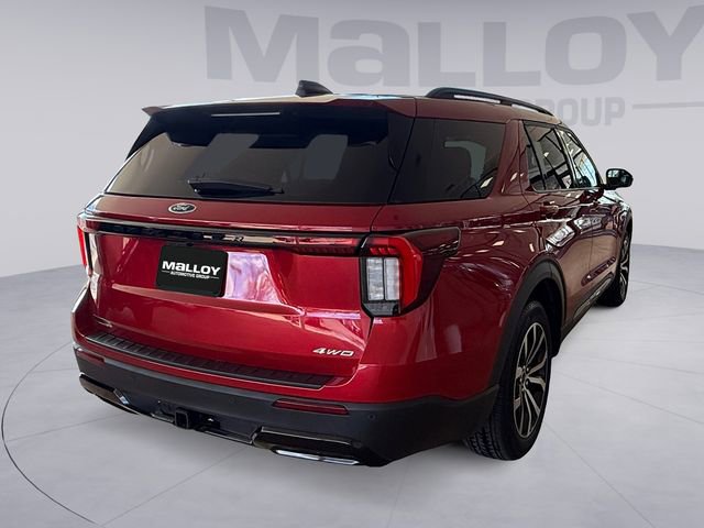 Certified 2025 Ford Explorer ST-Line AWD/4WD image 5