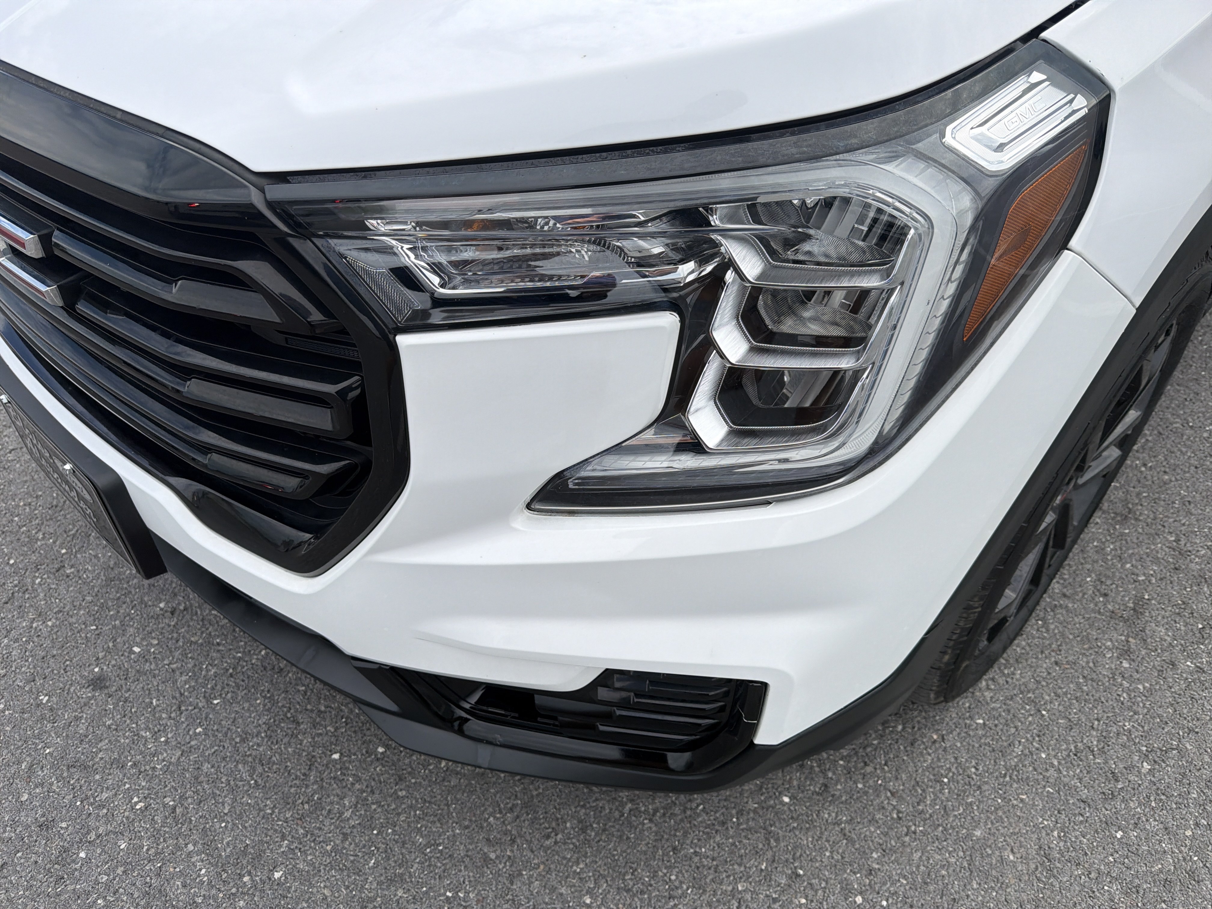 Used 2022 GMC Terrain SLE w/ Driver Convenience Package AWD/4WD image 10