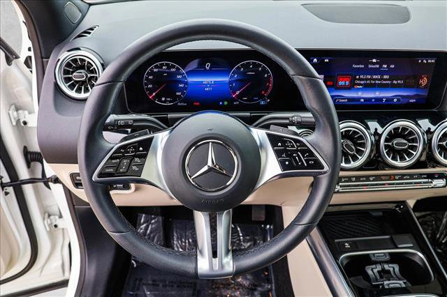 Used 2024 Mercedes-Benz GLA 250 4MATIC image 13