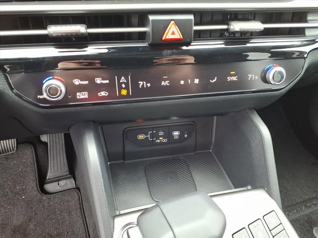 New 2026 Kia Sportage SX image 23