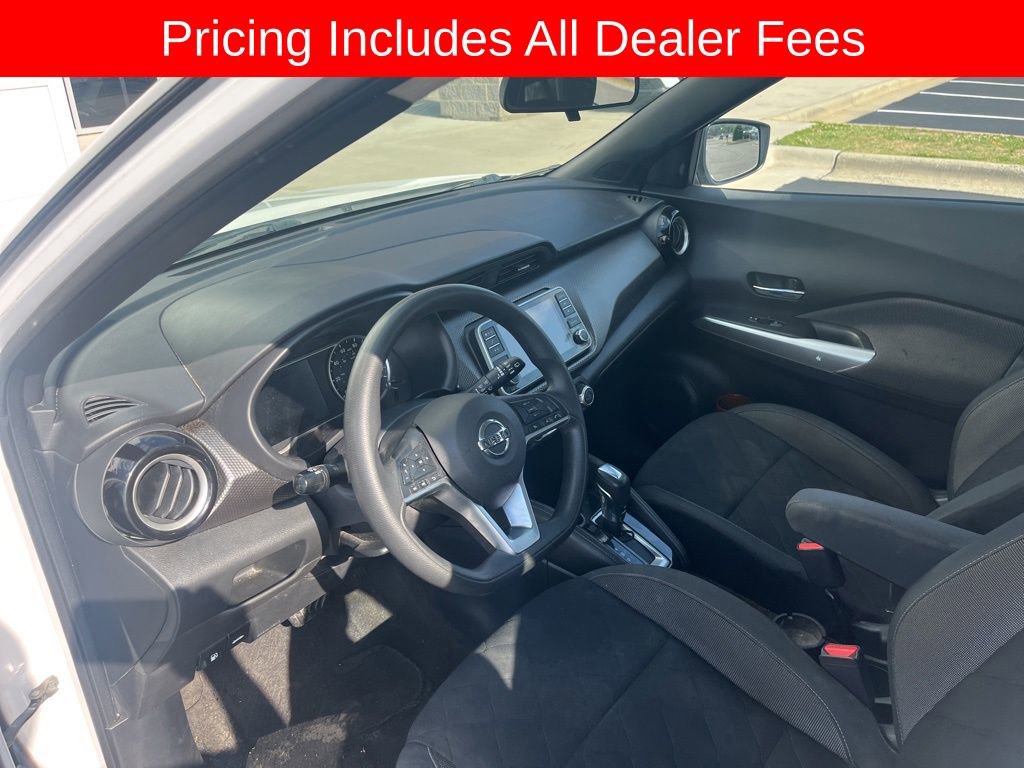 Used 2020 Nissan Kicks SV FWD image 6