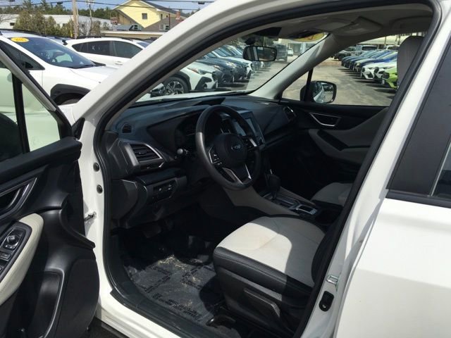 Certified 2023 Subaru Forester AWD/4WD image 13