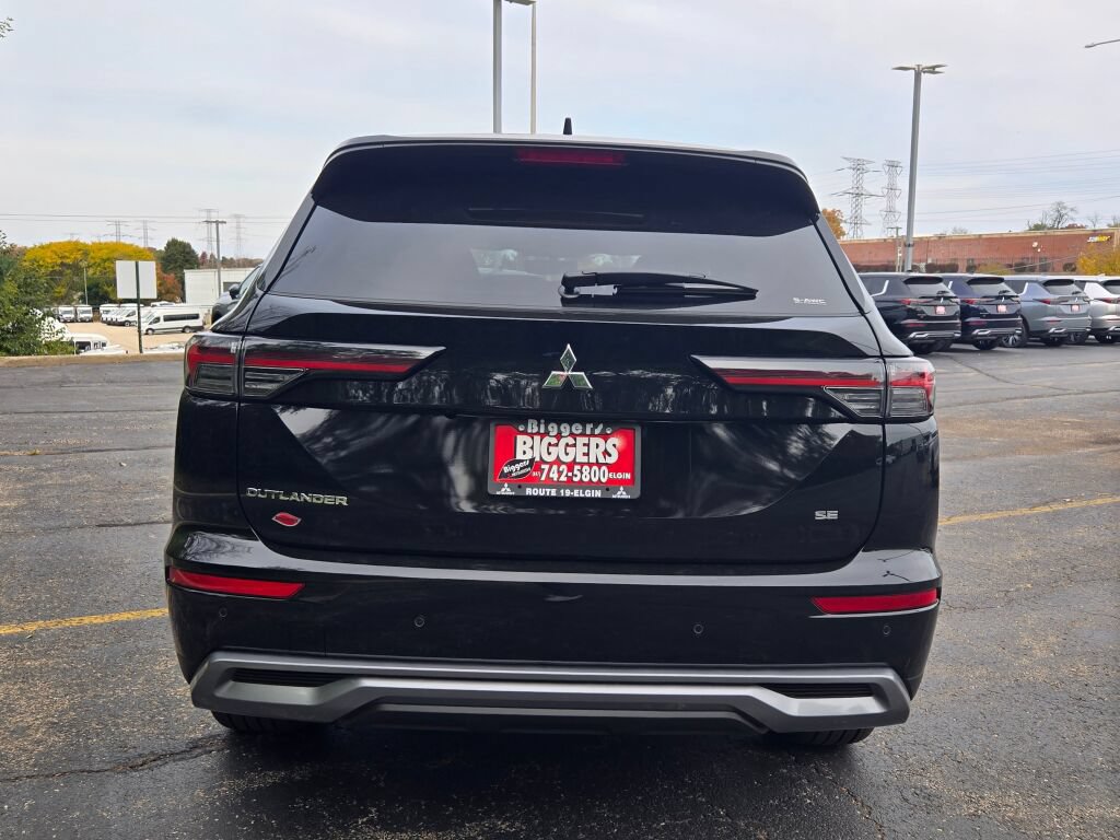 New 2027 Mitsubishi Outlander SE AWD/4WD image 12