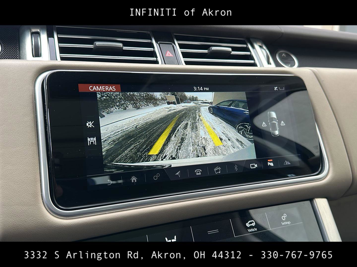 Used 2020 Land Rover Range Rover HSE image 7