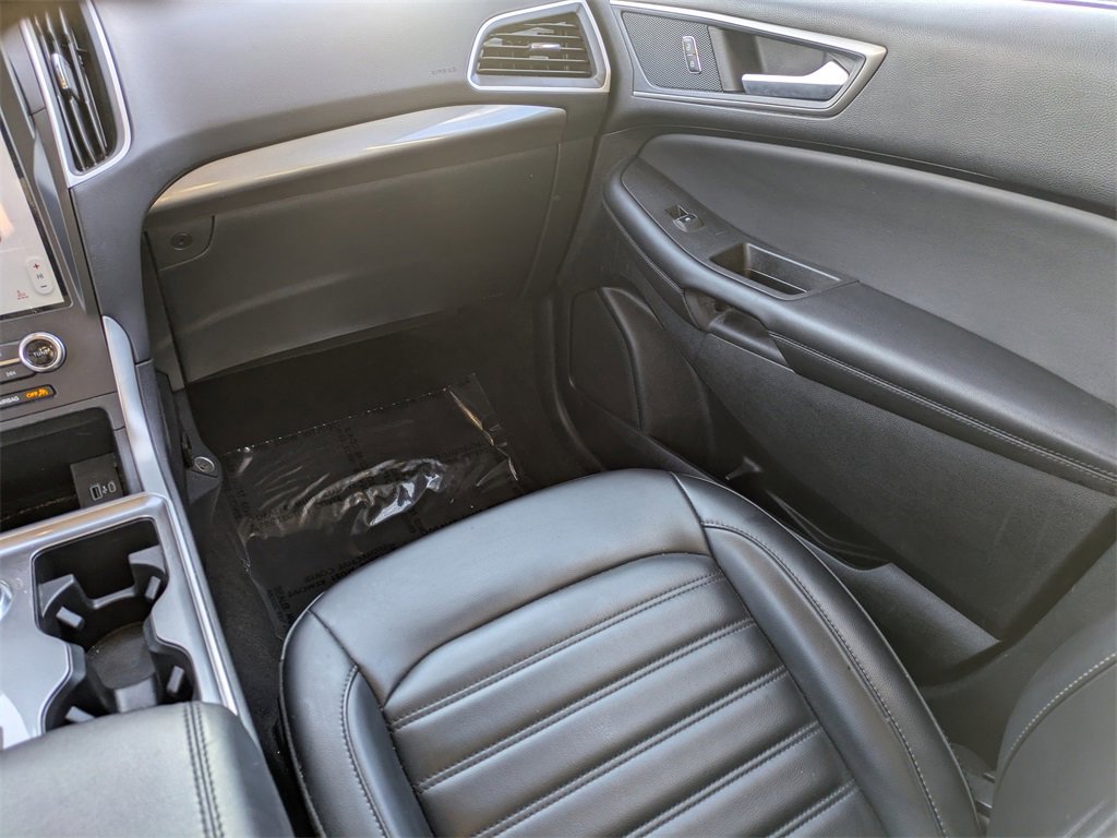 Used 2024 Ford Edge SEL image 16