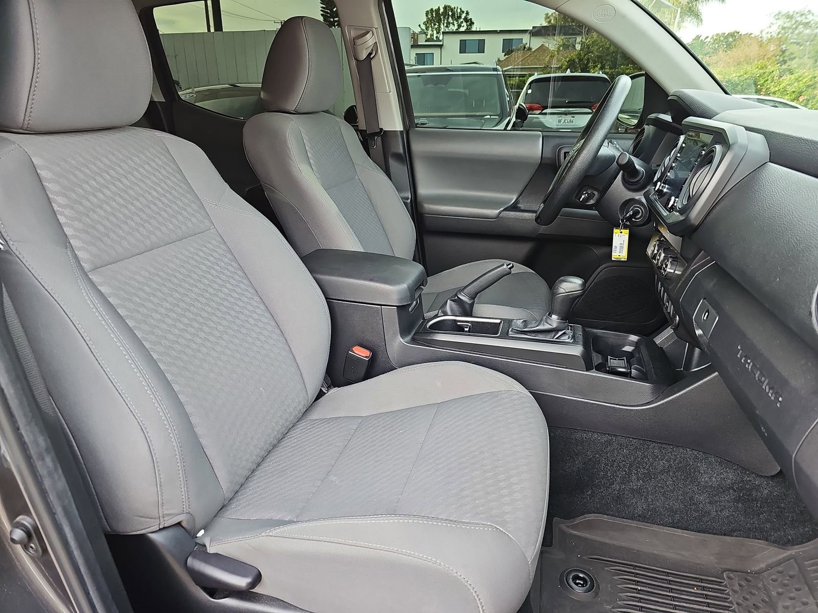 Used 2022 Toyota Tacoma SR w/ SR Convenience Package image 10