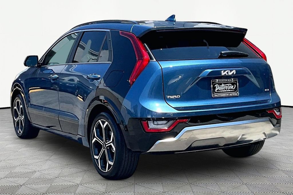Used 2025 Kia Niro SX Touring FWD image 7