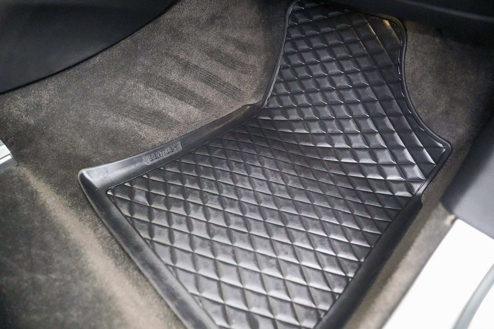 Used 2016 Bentley Continental GT V8 S image 18