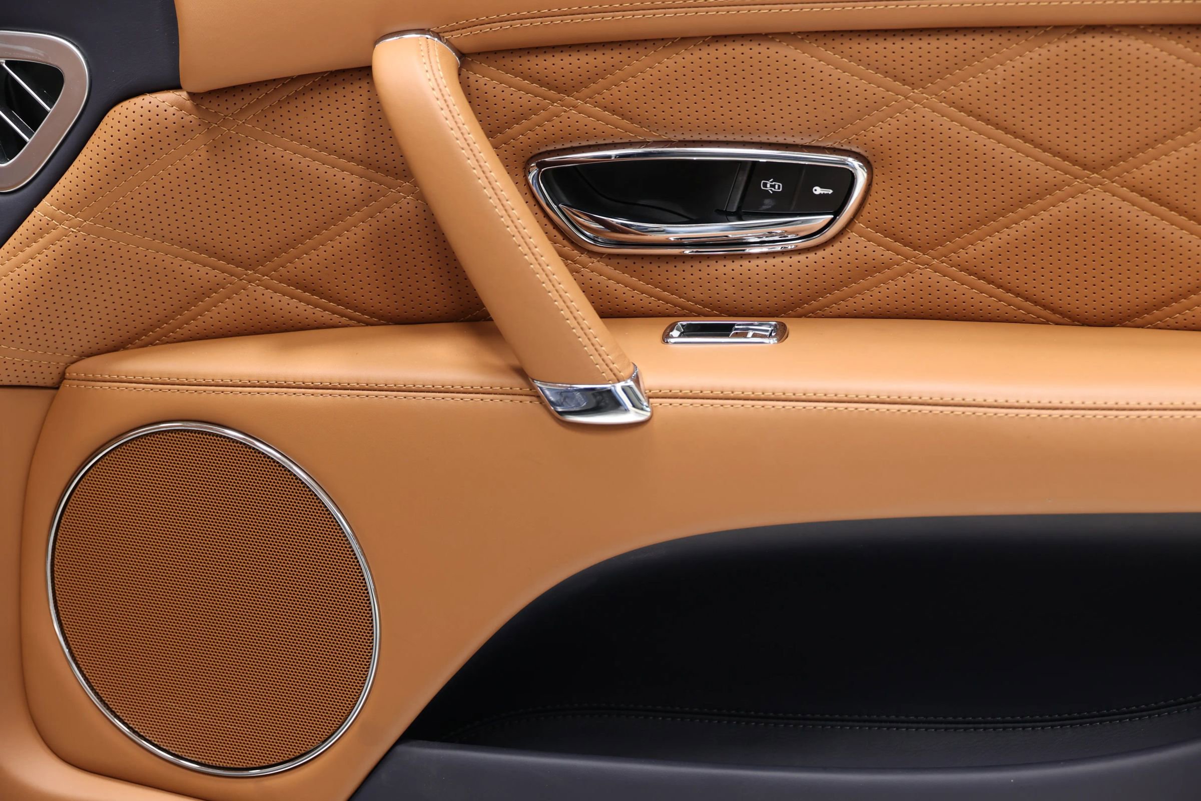 Used 2016 Bentley Flying Spur W12 AWD/4WD image 80