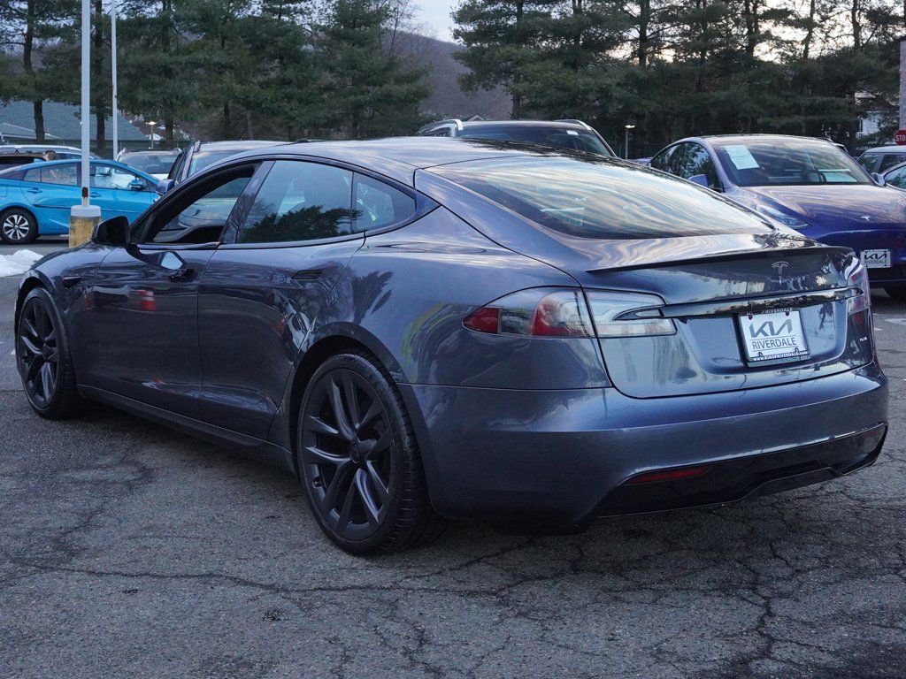 Used 2021 Tesla Model S Plaid image 11