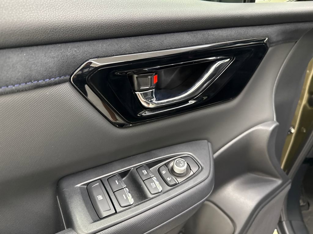 Used 2025 Subaru Forester Limited image 12
