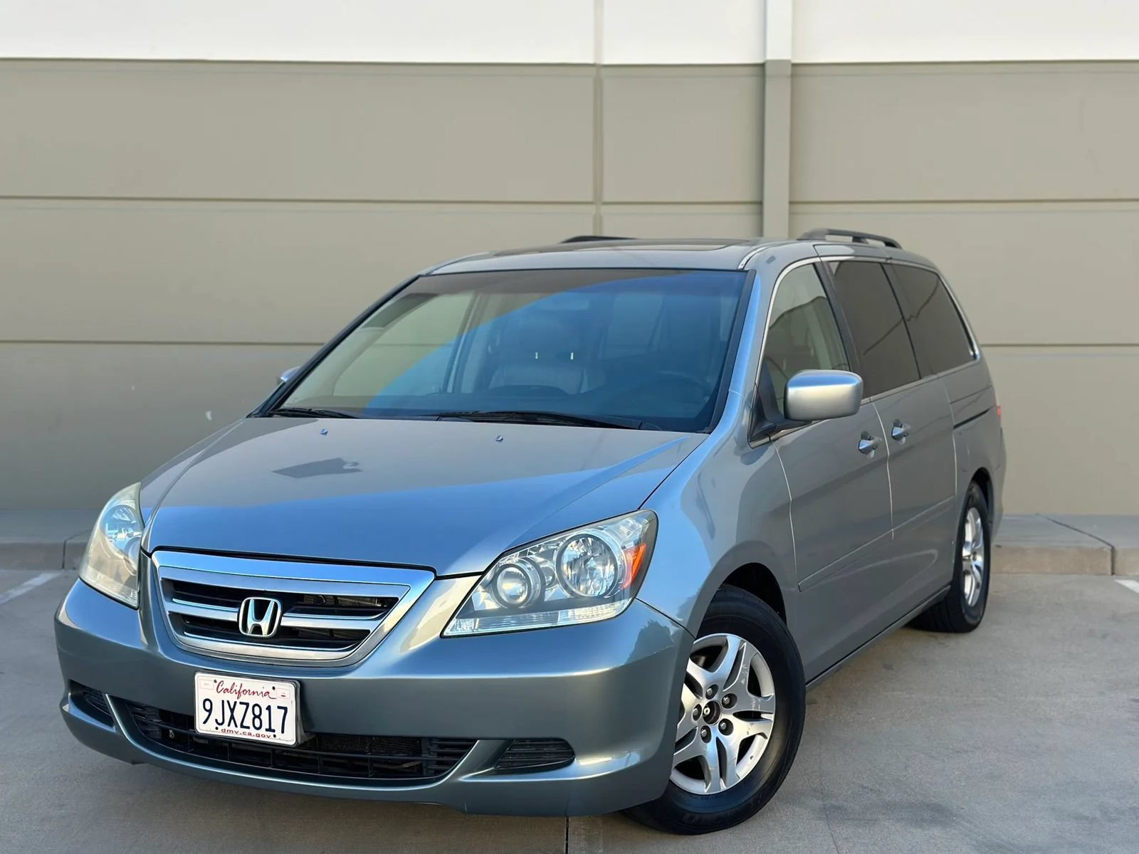 Used 2005 Honda Odyssey EX-L image 3