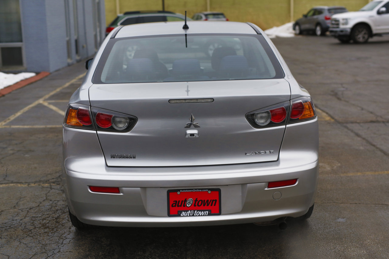 Used 2017 Mitsubishi Lancer ES image 14
