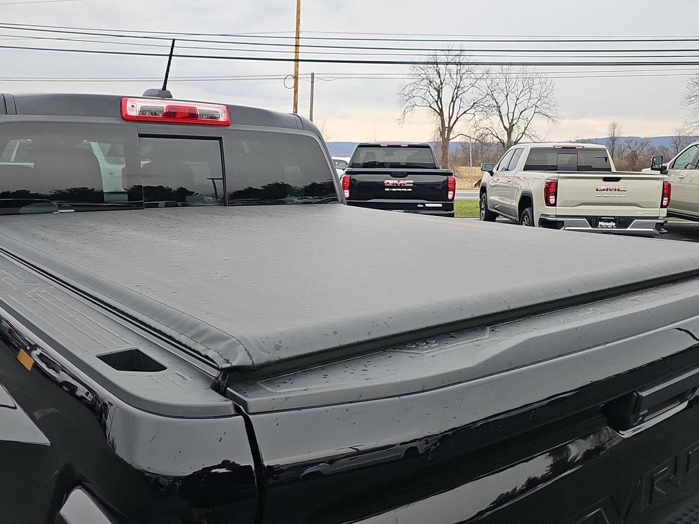 Used 2024 Chevrolet Colorado ZR2 w/ ZR2 Convenience Package III image 30