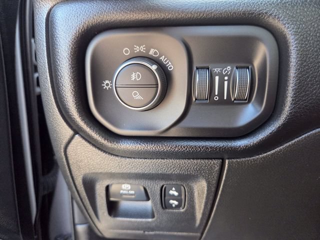 Used 2022 RAM 1500 Laramie RWD image 23