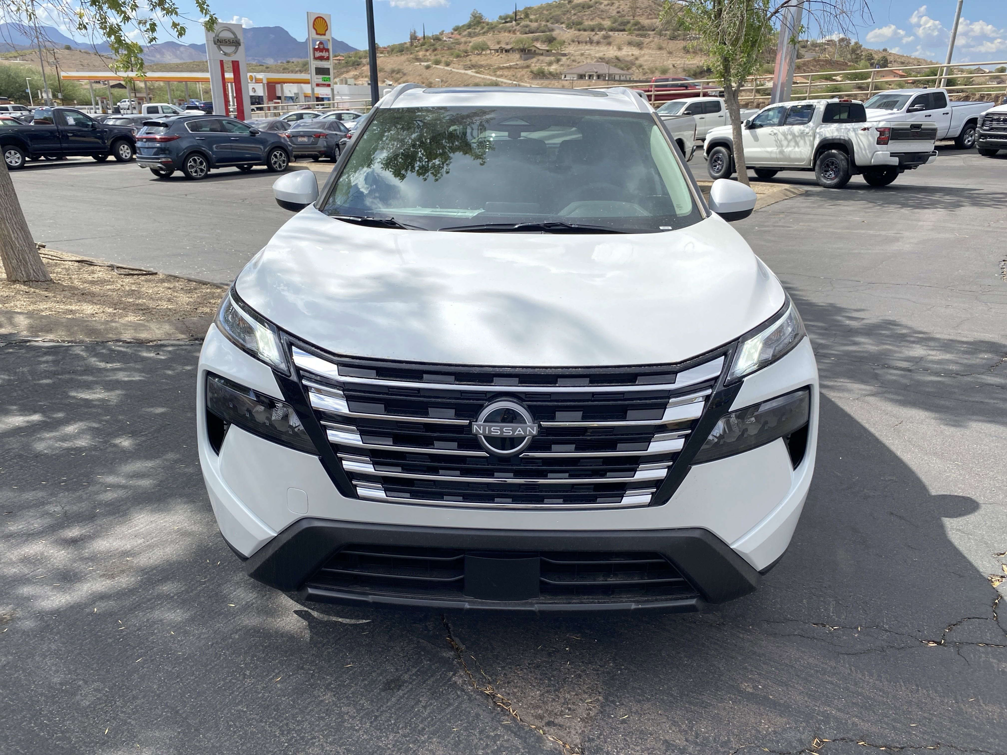 New 2025 Nissan Rogue SV w/ SV Premium Package image 6